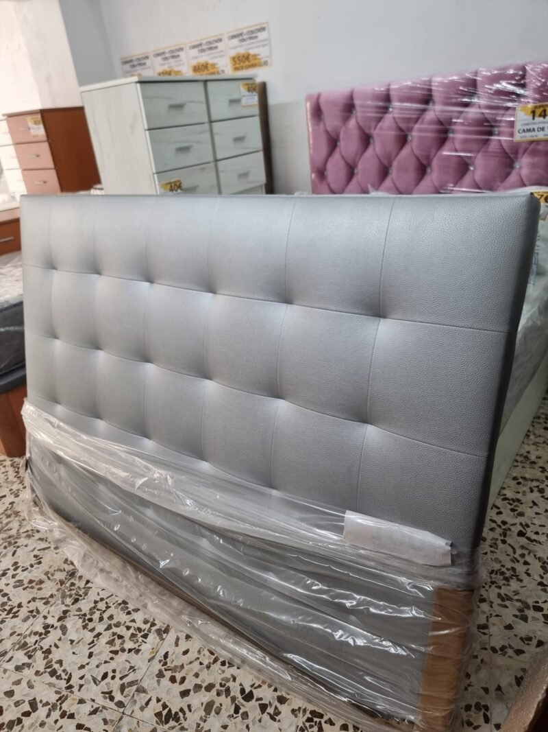 Cabecero Polipiel M3 Plata (155cm)