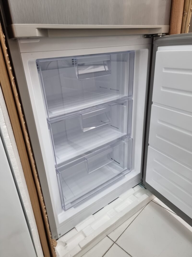 Frigorífico Combi Inox Confortec 259L. - Imagen 4
