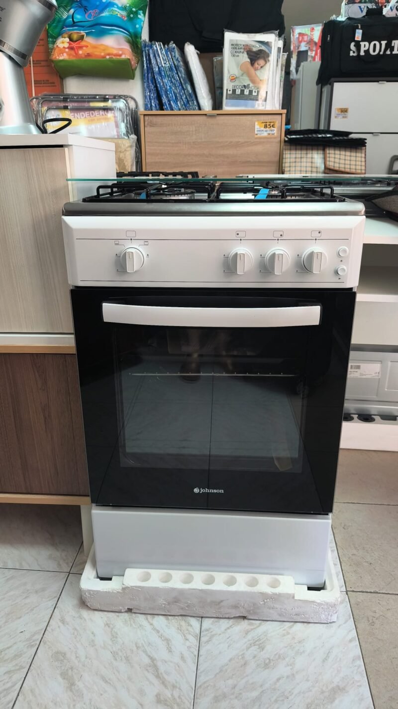 Cocina con horno a gas Johnson. 3 quemadores. - Imagen 3