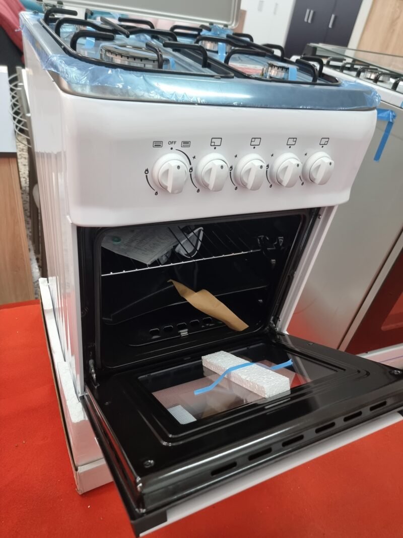 Cocina con horno a gas Johnson. 4 quemadores. - Imagen 3