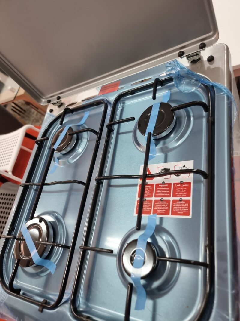 Cocina con horno a gas Johnson. 4 quemadores. - Imagen 7