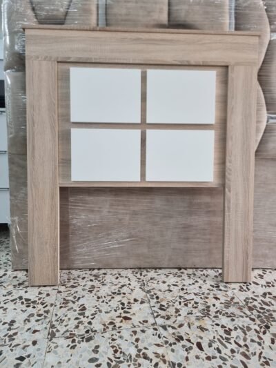 Cabecero Chellen. Cambria-Blanco