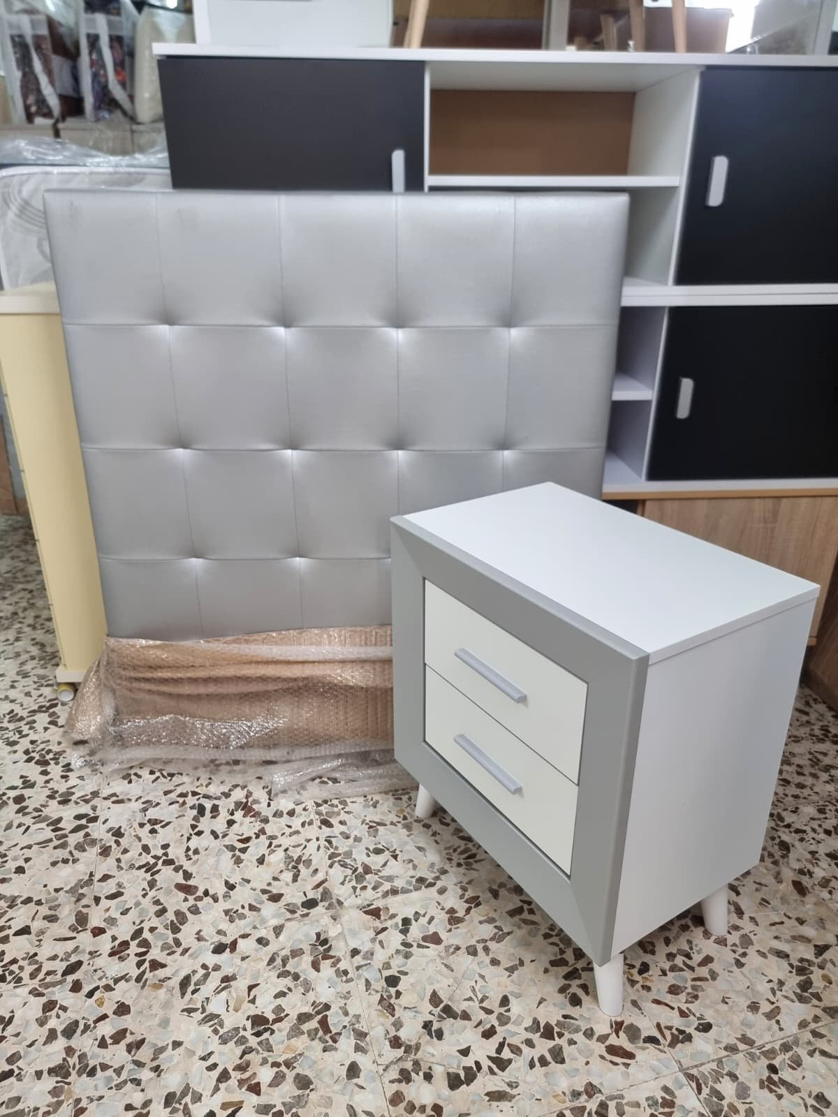 Dormitorio Individual. D02 Plata