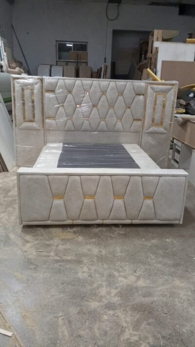 Cama tapizada Rombo Cojín -Color Blador Betel Dorado